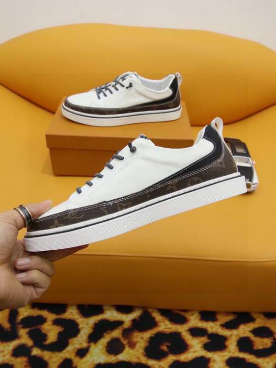Picture of Louis Vuitton Shoes _SKULVsz38-45mnf040615316
